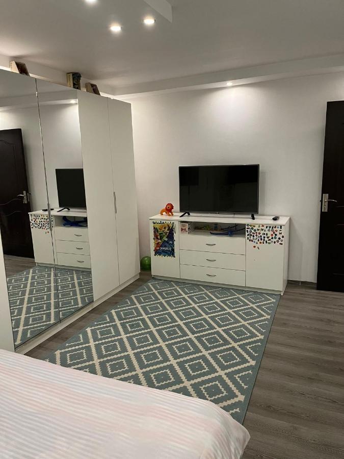 Apartament Mattias Călimăneşti Zewnętrze zdjęcie